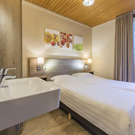 Relax & Unwind In פוטן