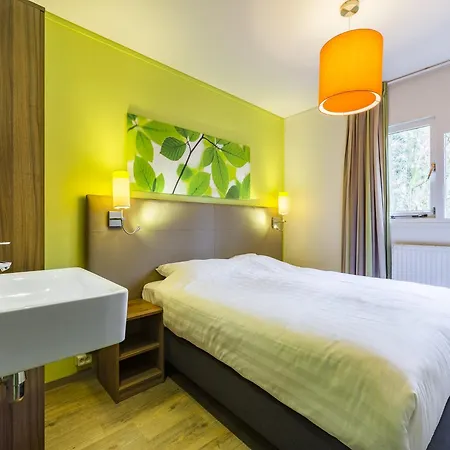 Relax & Unwind In פוטן