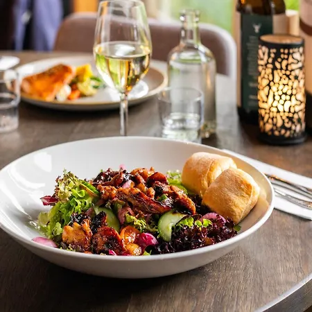 Relax & Unwind In * פוטן